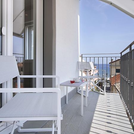 Residence Dolcemare Laigueglia Exteriör bild