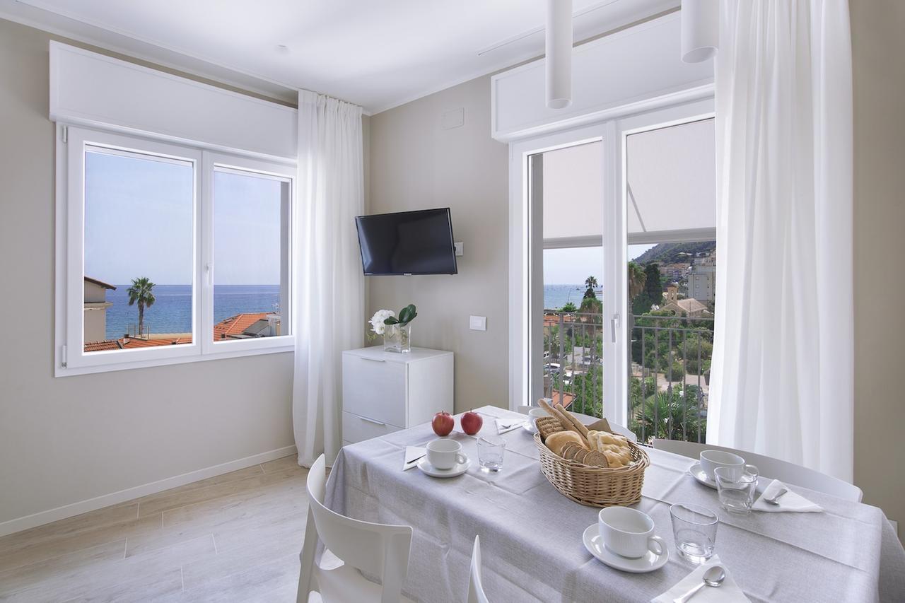 Residence Dolcemare Laigueglia Exteriör bild
